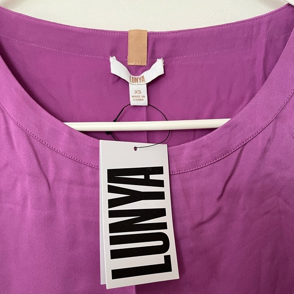 SOLD EBAY NWT Lunya Silk Tee/Shorts Sleep Set in Atmospheric Fucshia sz XS - Picture 8 of 8